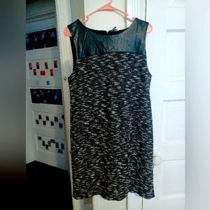 Cynthia Rowley Dress Black and white Size Large
